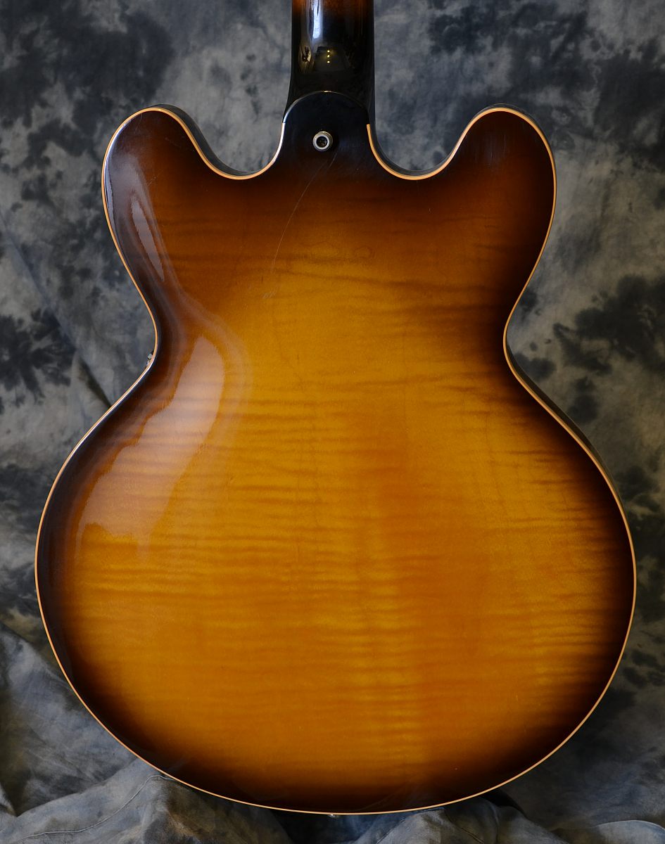 Gibson ES-335 2000 | archive.12fret.com